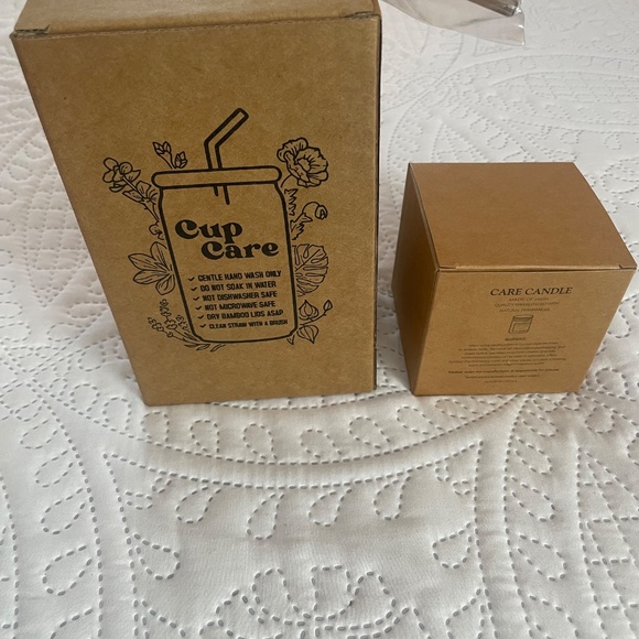 Beach Bag and Drinking Glass with lid and reusable straw - Picture 11 of 16